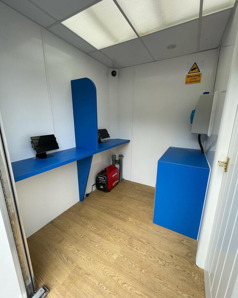 Can You Create The Ideal Office Space In A VW T5?