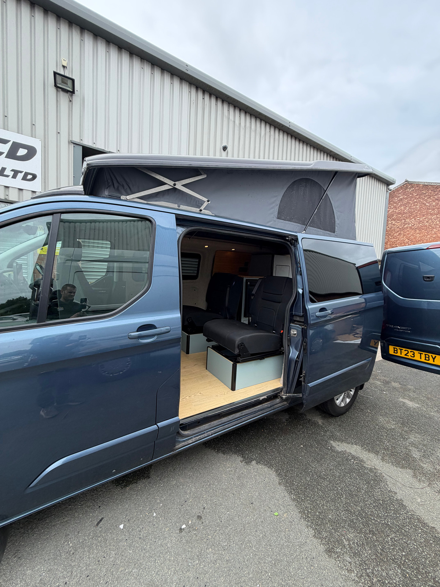 Ford Custom side door open